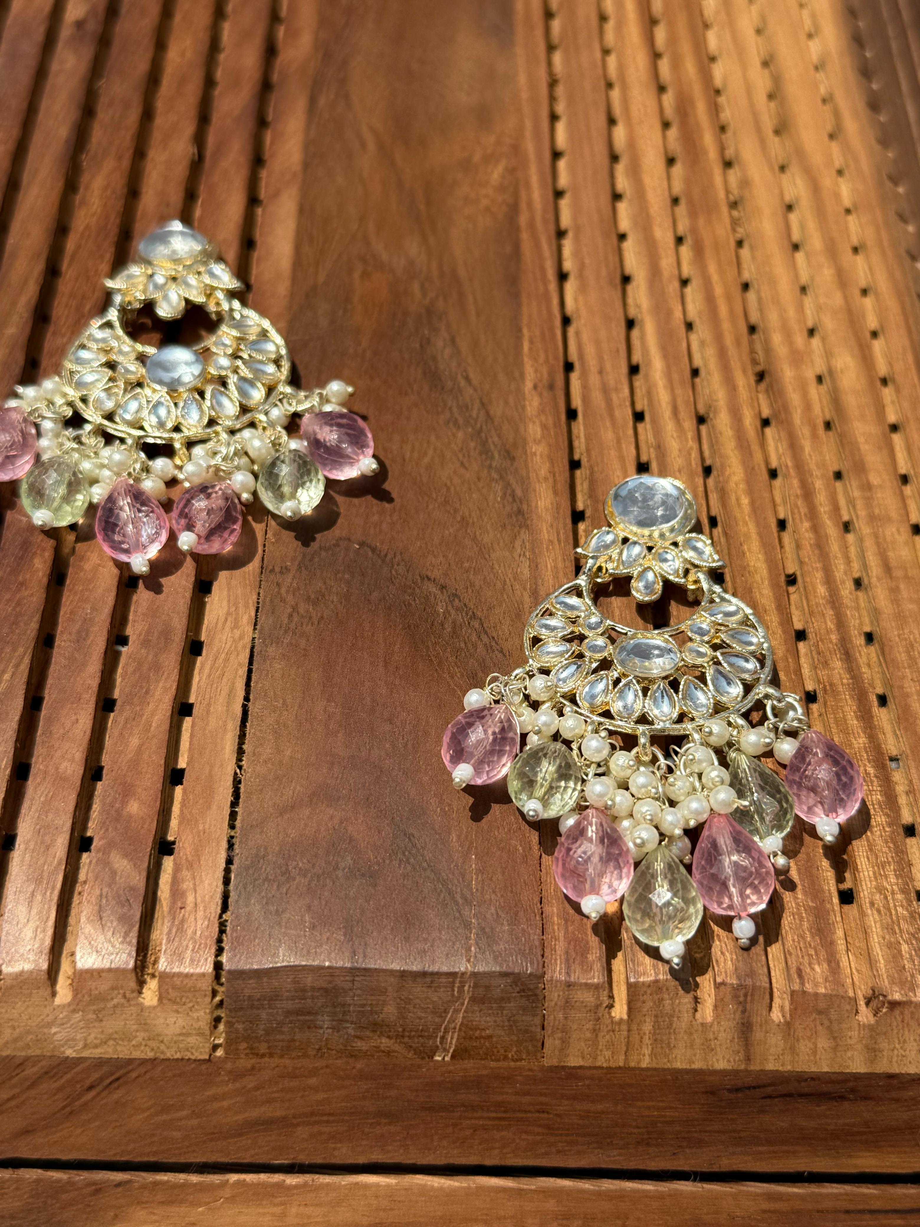 Earring Light Pink