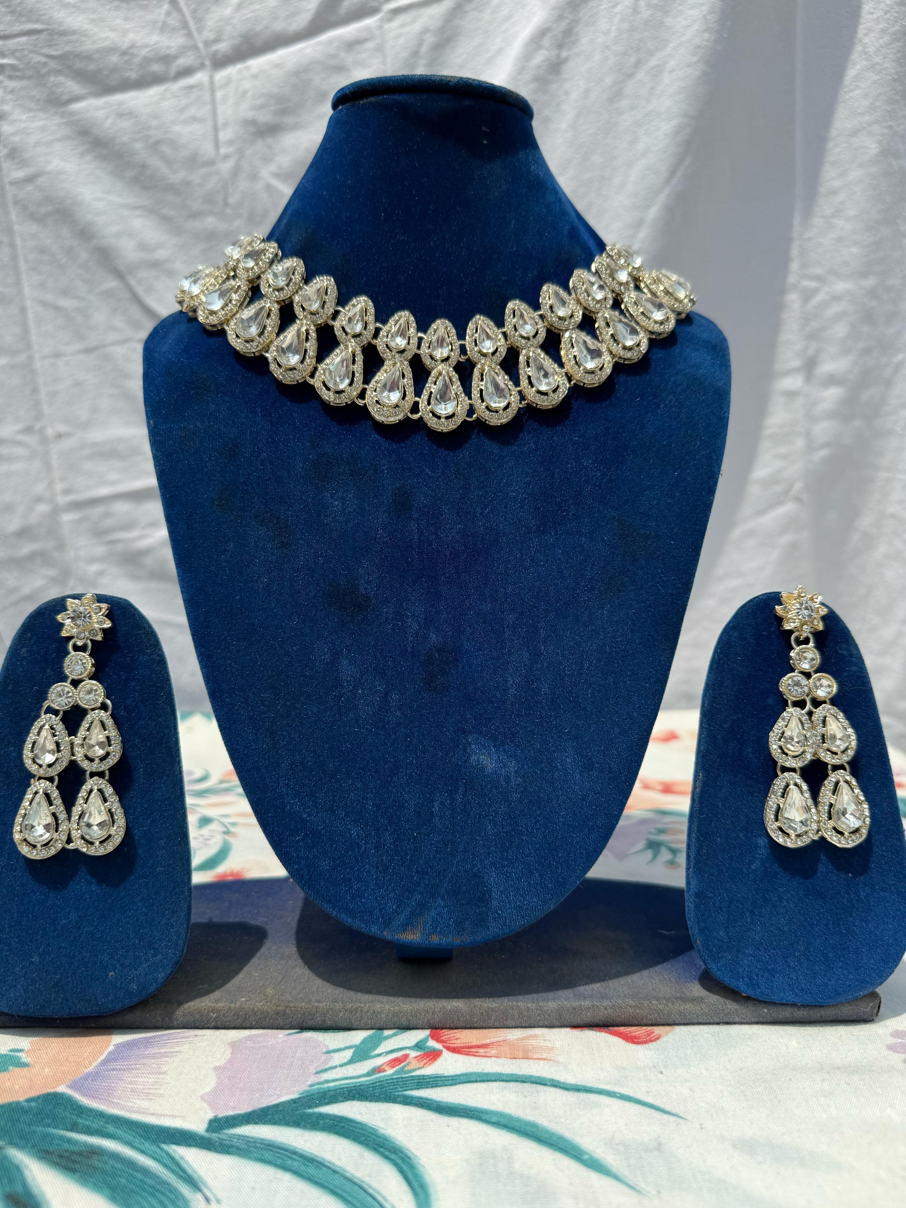 Set Double Chain Neclace Big White Stone