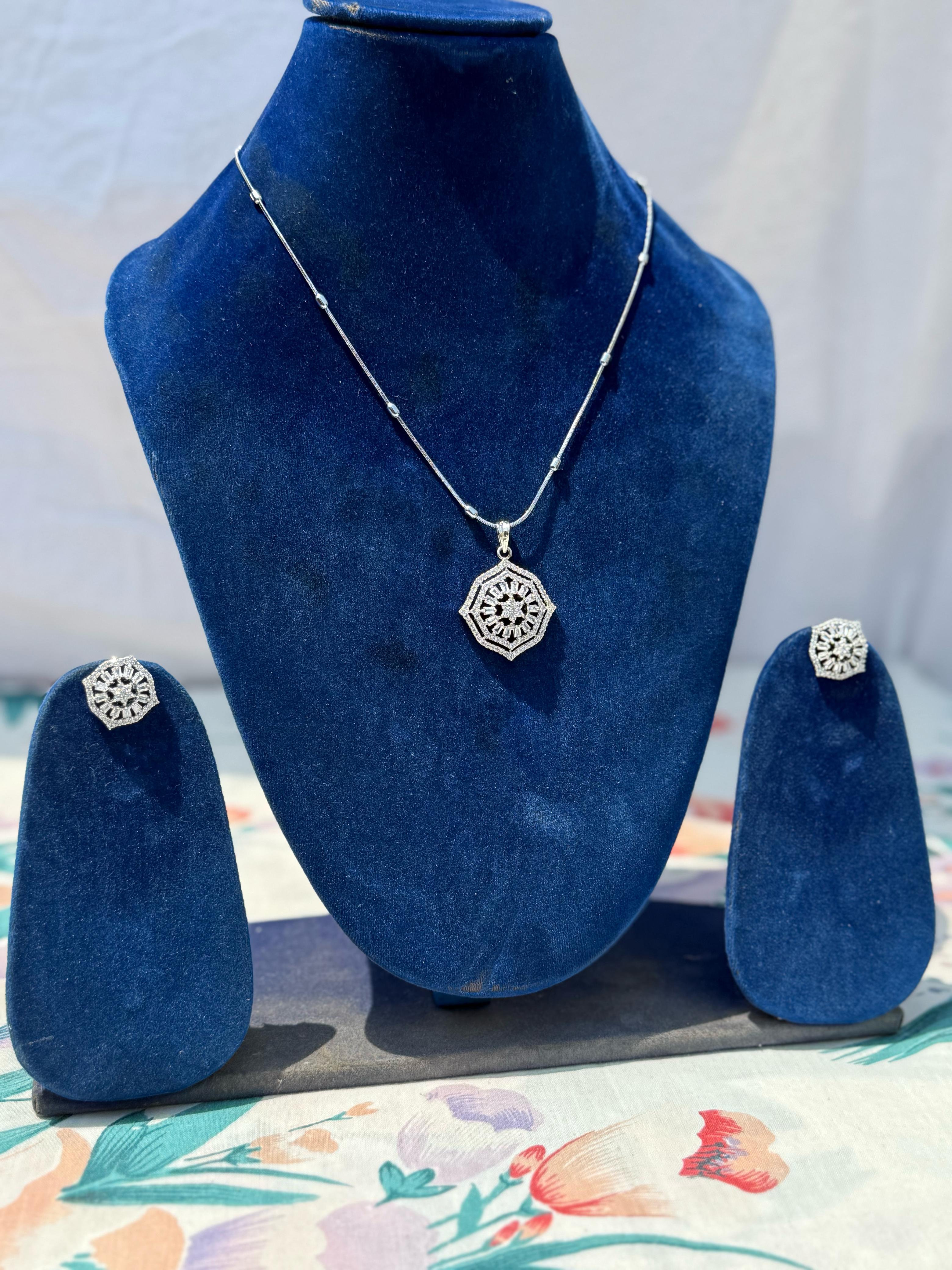Elegant Silver Pendant Necklace and Ring Set - Diamond Accented Floral DesigN