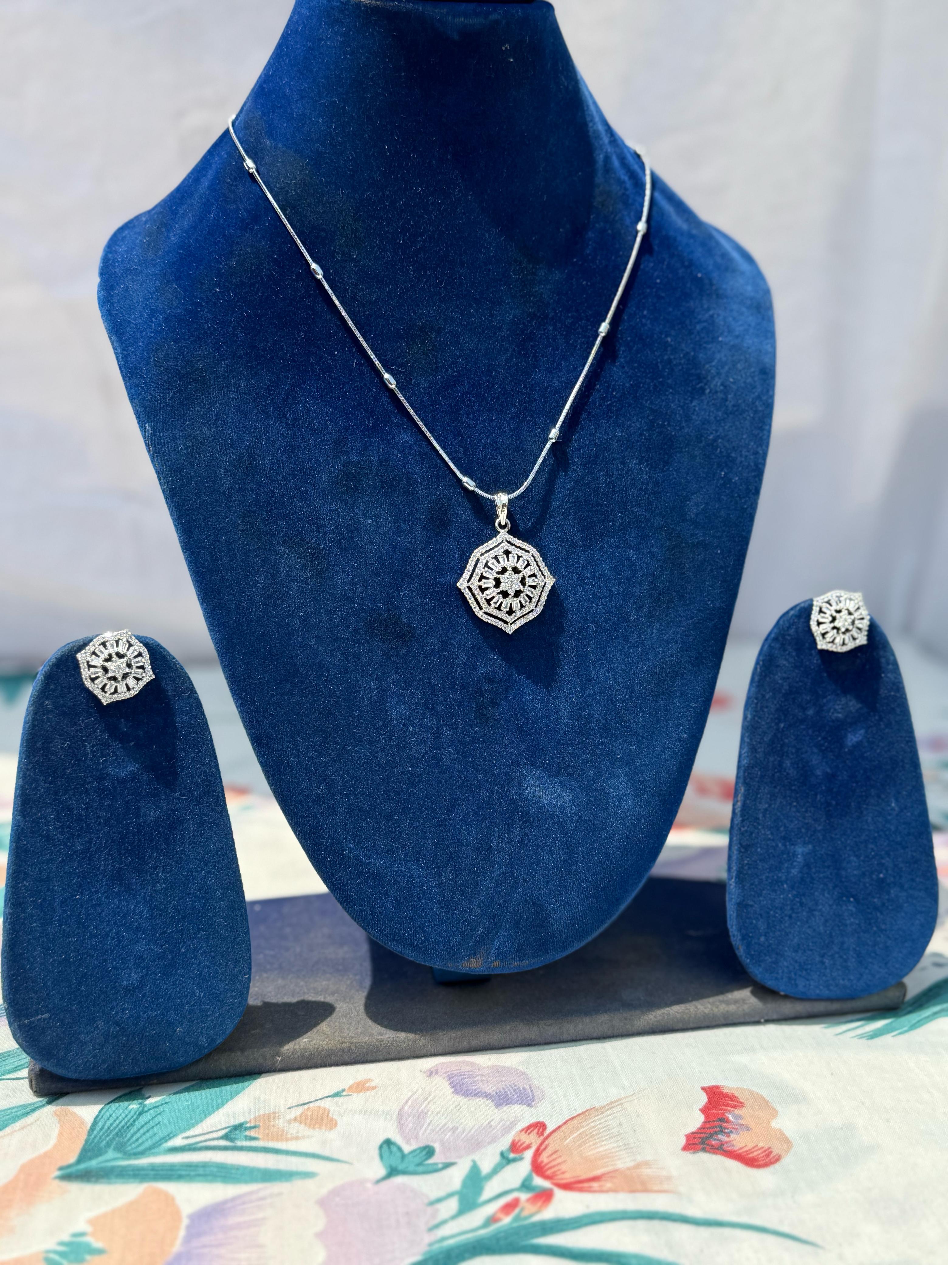 Elegant Silver Pendant Necklace and Ring Set - Diamond Accented Floral DesigN